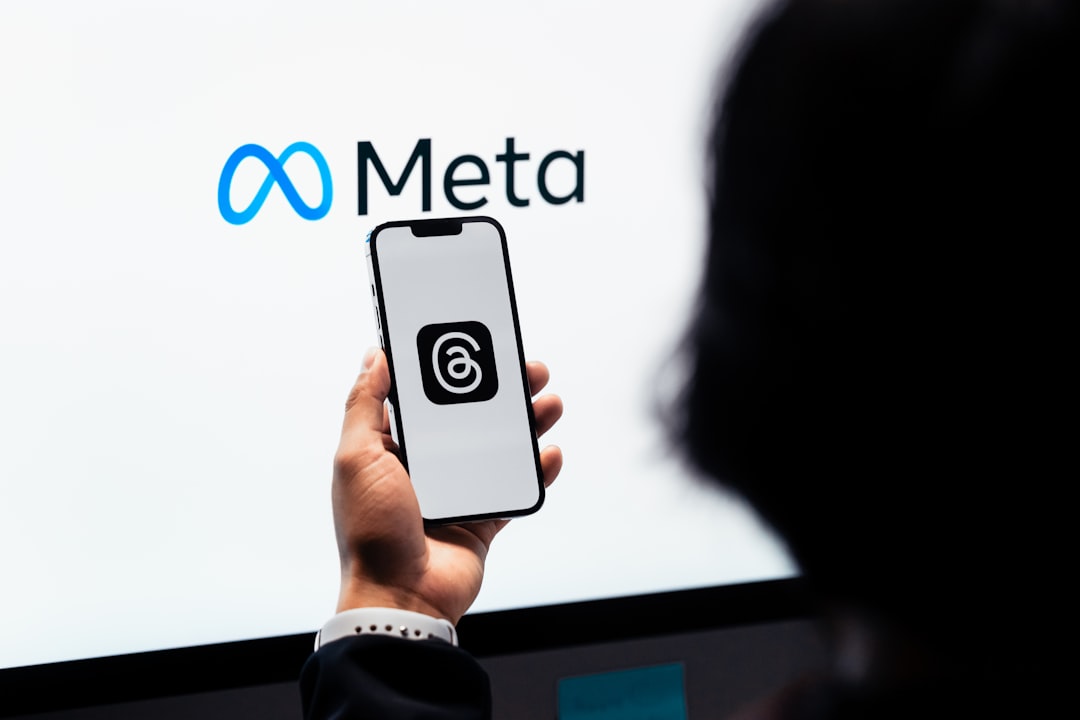 Meta es demandada por despidos con IA discriminatoria